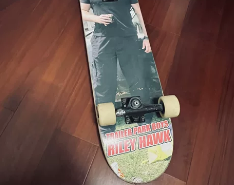 当时购买全进口的滑板 目前一直闲置在家当装...