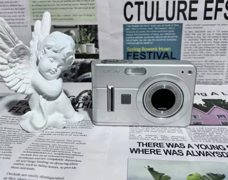 卡西欧z57银色 成色新，功能正常  50...