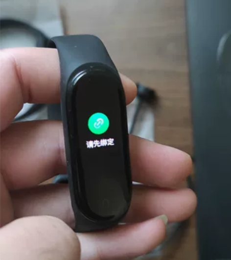 MIUI/小米，配件如图，小米手环5，NF...