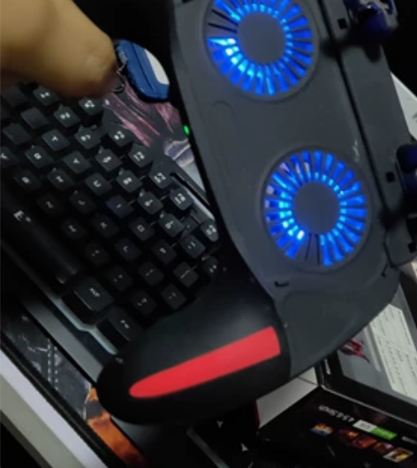 安卓手机吃鸡散热手柄,买来用几次,没盒子了...