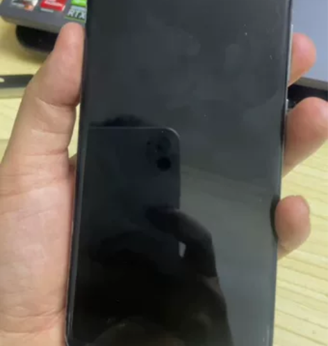 出一台小米11ultra  8+256 黑...