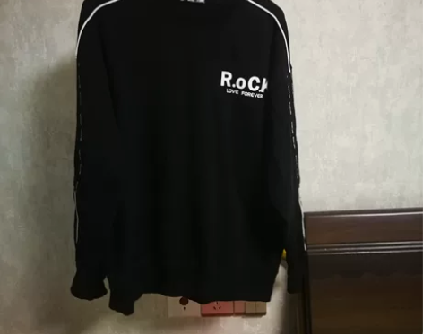 男士卫衣加绒170码，几乎没穿 感兴趣的话...