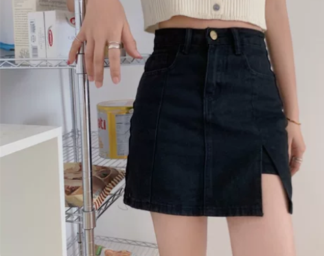 2021春秋新款黑色紧身包臀裙A字半身裙女...