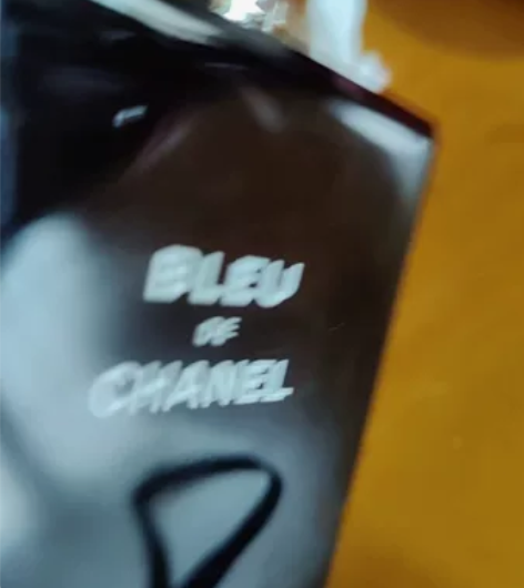 自用正品美国代购香奈儿蔚蓝淡古龙香味，9月...