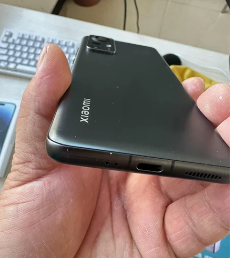 小米12x 12 256换手机出 感兴趣的...