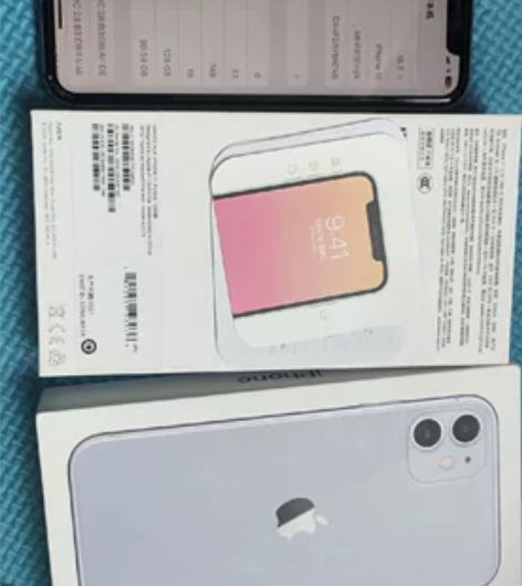 苹果11紫色128G带盒 才用了一年多,无...