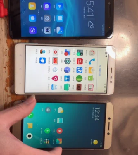 闲置老旧手机4台，荣耀畅玩5c[3+16]...