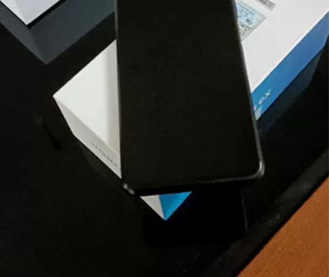 荣耀9X自用，4+64G 无维修，内存有点...