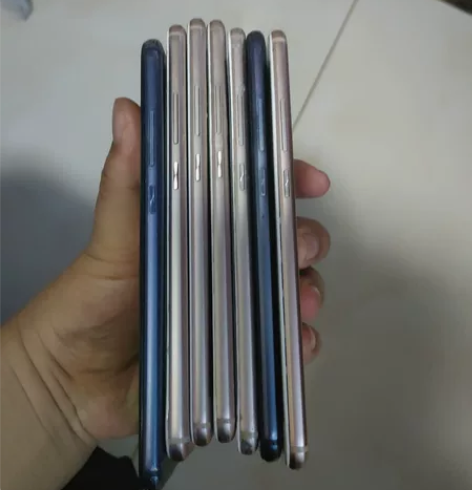 荣耀v9 6加64  7台成色较好，3台碎...