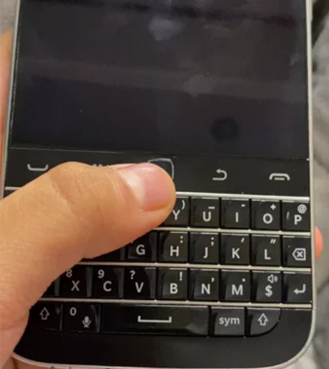 黑莓 blackberry q20 高三买...