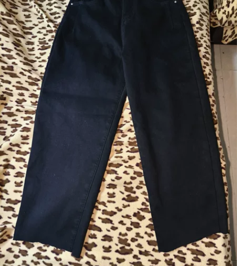 黑色加绒宽松牛仔裤全新 全新长85腰围70...