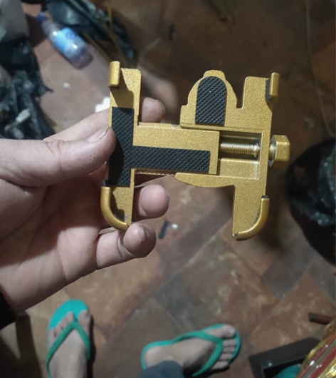 全新正品，手机导航支架 ，全国包邮 感兴趣...