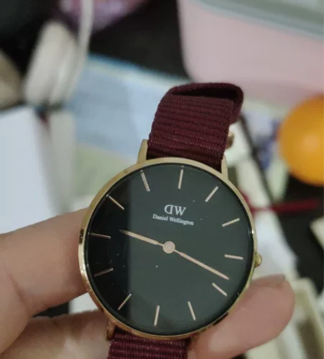 正品Dw手表 表盘28mm 原装礼盒 表带...