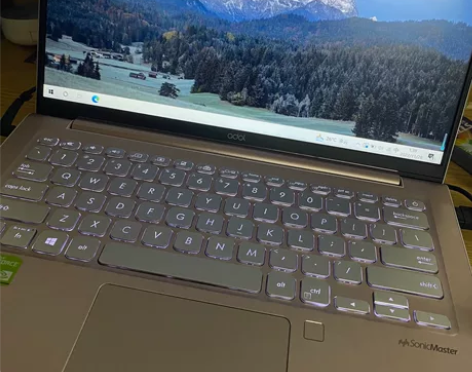 adol笔记本 型号不记得了无瑕疵转 可议价