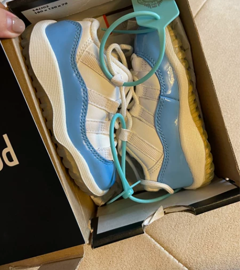 全新！！宝宝乔丹AJ 11 内长12cm ...