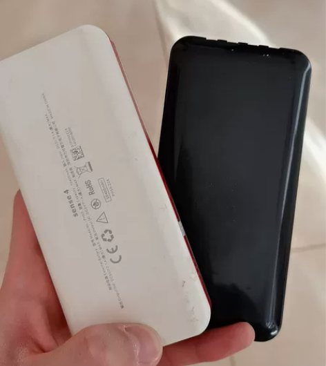 罗马仕充电宝，二个三十，需要拍，售出不退不...