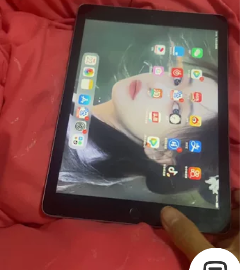 不讲价我老弟自用的18款128G苹果iPa...