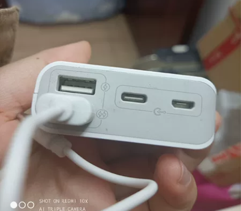 罗马仕七千猫联名10000毫安充电宝，无包...