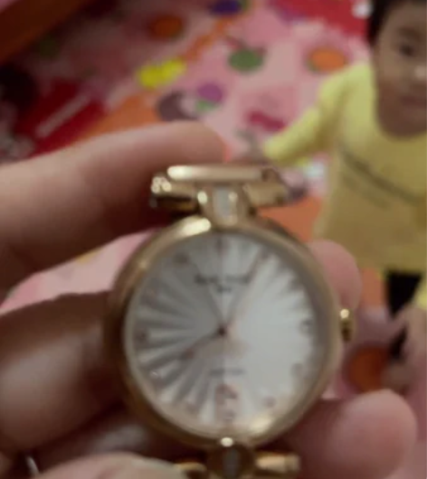 沈阳铁西百货天王专柜买的手表。换了电池，几...