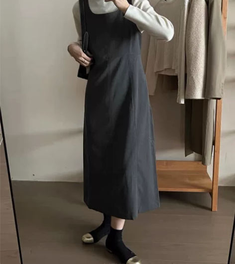 weare家女连衣裙背带裙（灰色） 全新，...