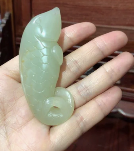 老玉雕鱼件 感兴趣的话点“我想要”和我私聊...