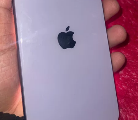 美版苹果11  电池85准新机1800 无...