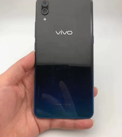 二手vivo x23 6+128g 全网通...