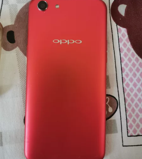闲置:oppo A83,4+32全网通,无...