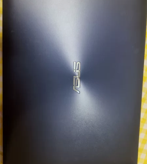 华硕的笔记本电脑,可小刀,没用过几次 感兴...