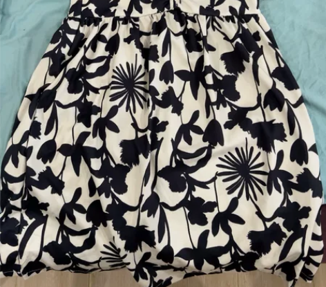 碎花连衣裙港风ins女装宽松显瘦泡泡袖V领...