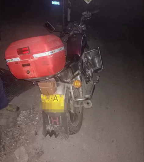 过年回家留下来一台150cc摩托车一部，带...