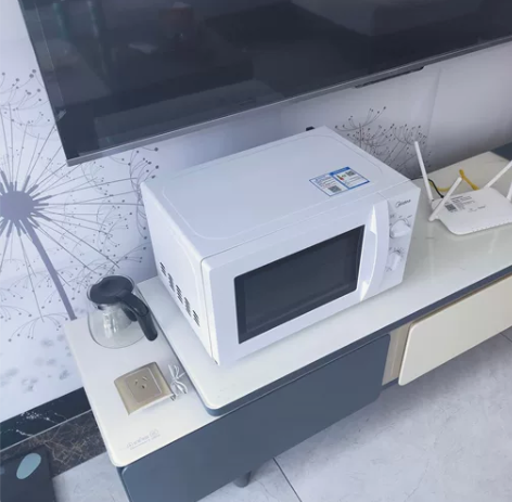 微波炉  原价600买的 感兴趣的话点“我...