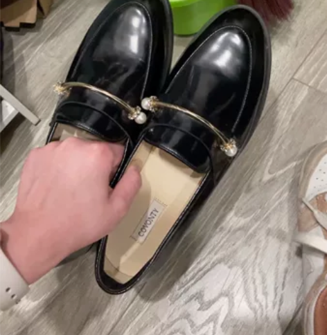 小皮鞋平底珍珠金属扣圆头浅口单鞋 牛皮 真...