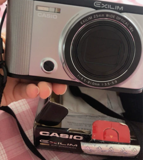 Casio/卡西欧 EX-ZR2000自拍...