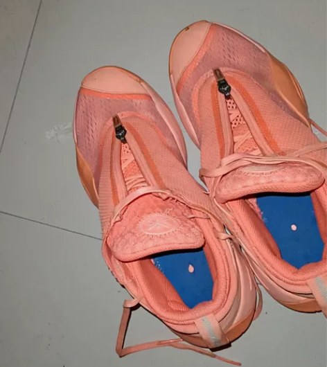 Lining/李宁 感兴趣的话点“我想要”...