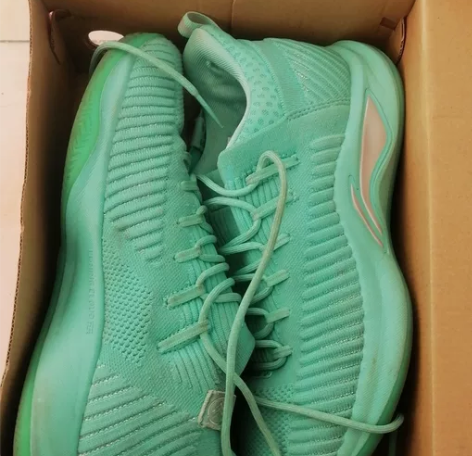 李宁闪击5 篮球鞋 磨损小 包邮41码 感...