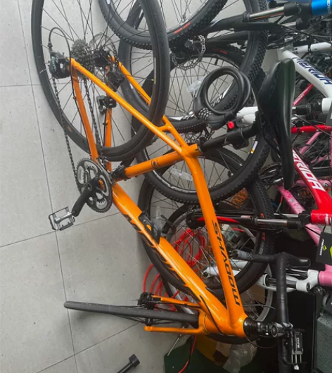 公路自行车 美利达幻影5D。拿回来后做了整...