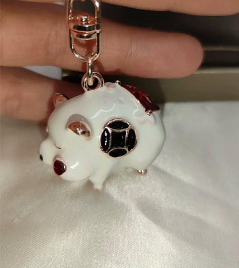 全新可爱猪猪钥匙扣，做包挂也好看，脸蛋红钻...