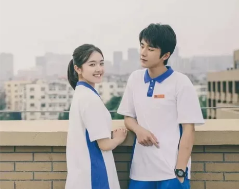 春秋蓝白校服男女初高中学生运动服老式大学校...