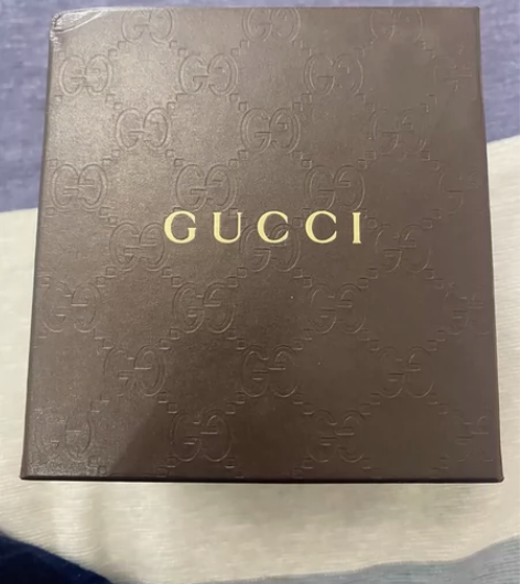 酷奇手表，最经典的贝母壳。表带有使用痕迹，...