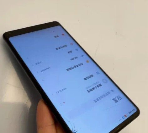 小米 MIX2、6+64G、外屏些许碎裂、...