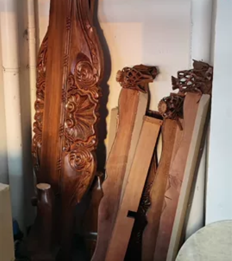 台球桌及配件一套，需要面议 感兴趣的话点“...