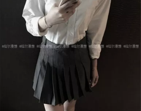 【货狠人稳】TB学院经典款高腰百搭显瘦短裙...