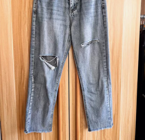 破洞毛边牛仔裤 S码八成新