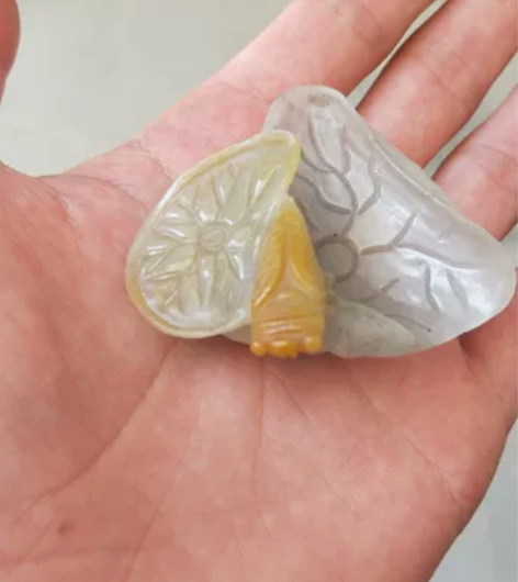 老翡翠，荷叶笔洗玉雕 感兴趣的话点“我想要...