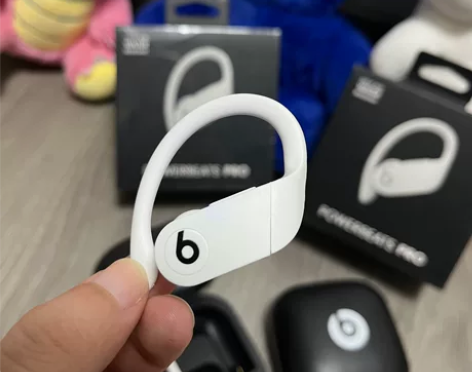 闲置无线蓝牙耳机b6耳机全新未拆封挂耳式运...