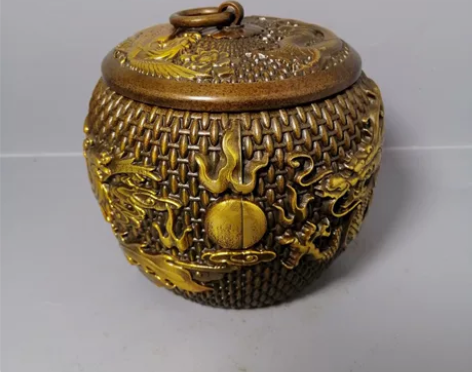 古玩铜器收藏，纯铜鎏金龙凤茶叶罐，工艺精湛...