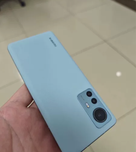 小米12 12+256素皮版本 几乎全新，...