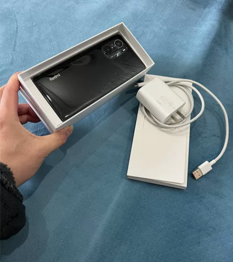 Redmi K40，12+4+256，5G...