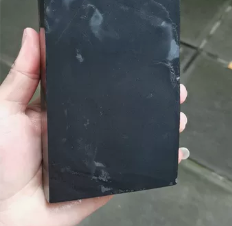 歙砚，金星坑。材质非常细腻，下发墨非常不错...